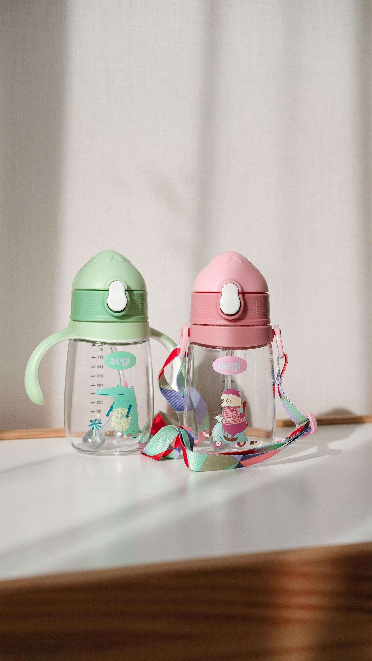 AEGI Drinking Bottle with Strap